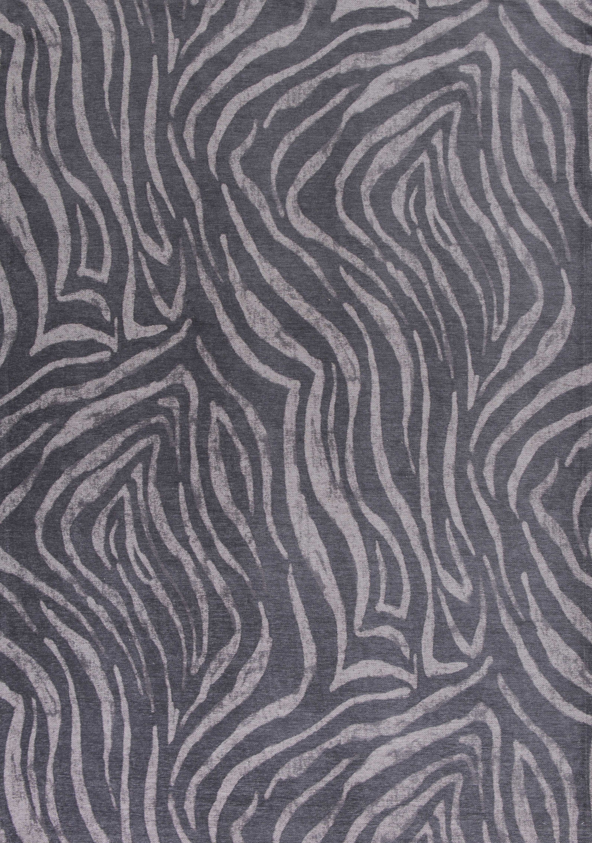 20 x 31 Polyester Charcoal Area Rug