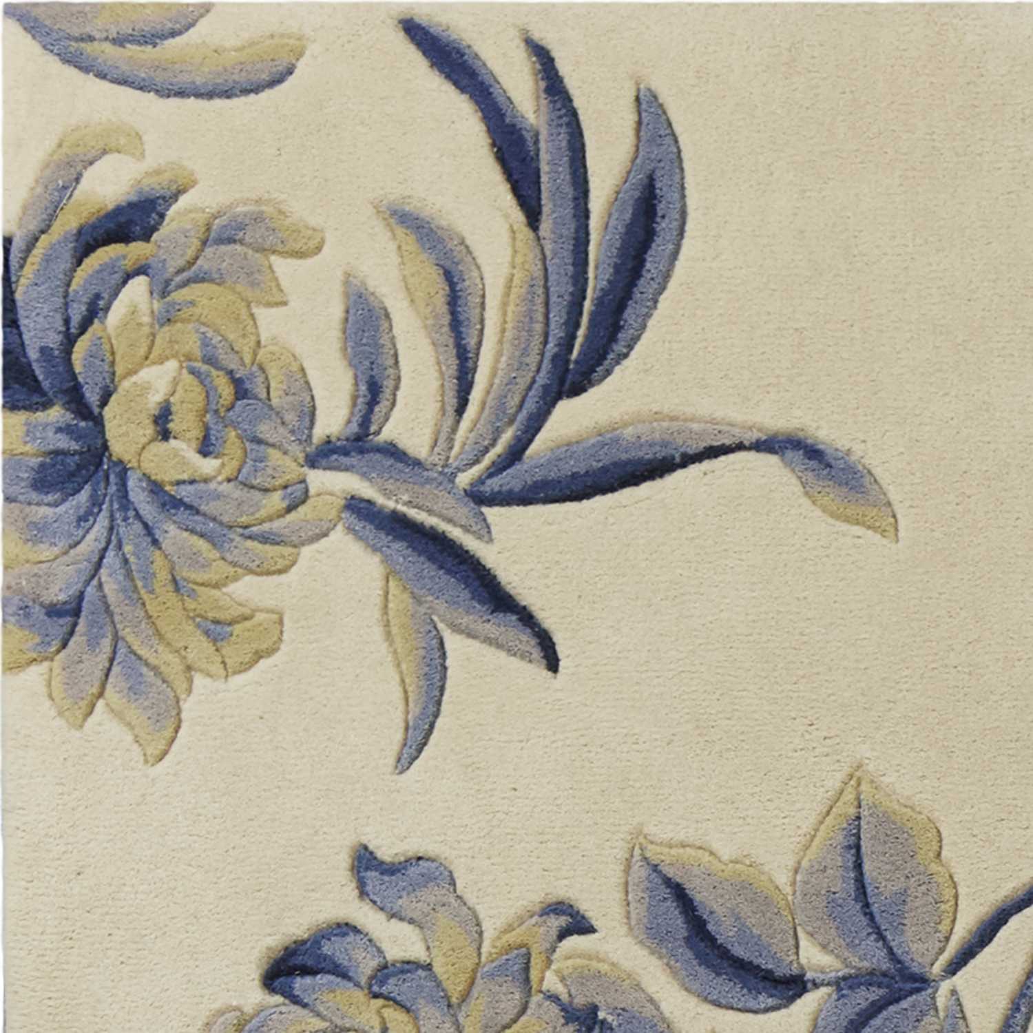 30 x 50 Wool Ivory or Blue Area Rug