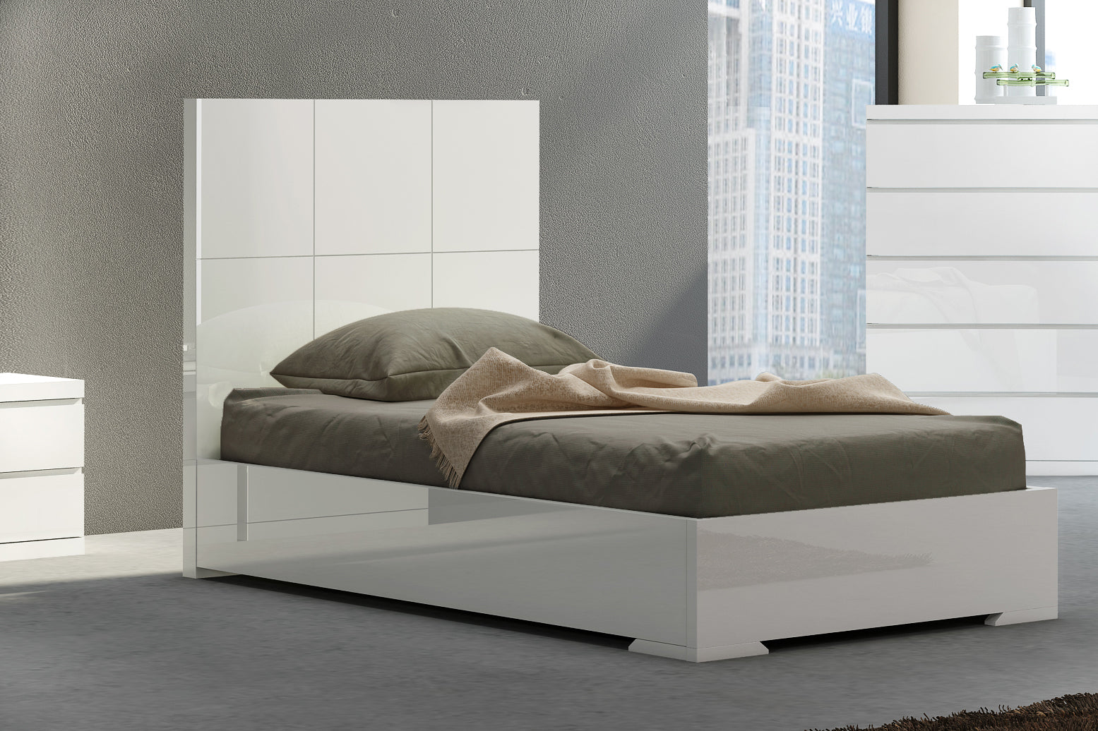 44 X 80 X 48 Gloss White Stainless Steel Twin Bed