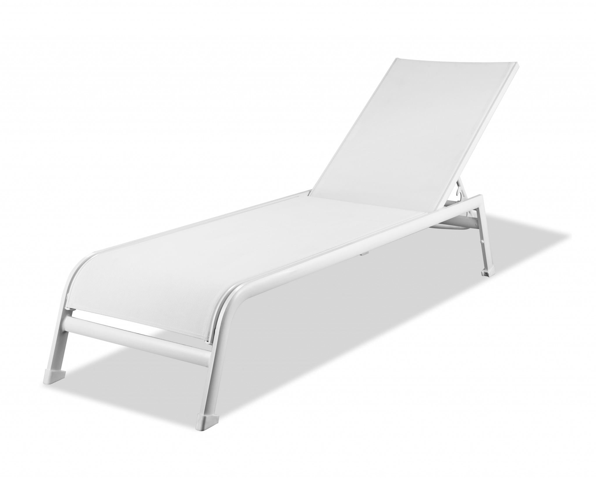 Set of 2 White Aluminum Chaise Lounges
