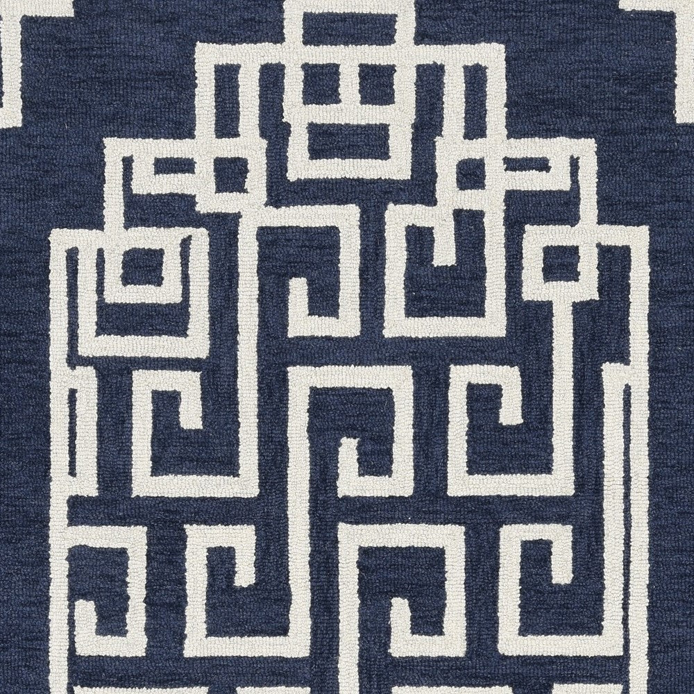 96 X 126 Ivory  Blue Polyester Rug