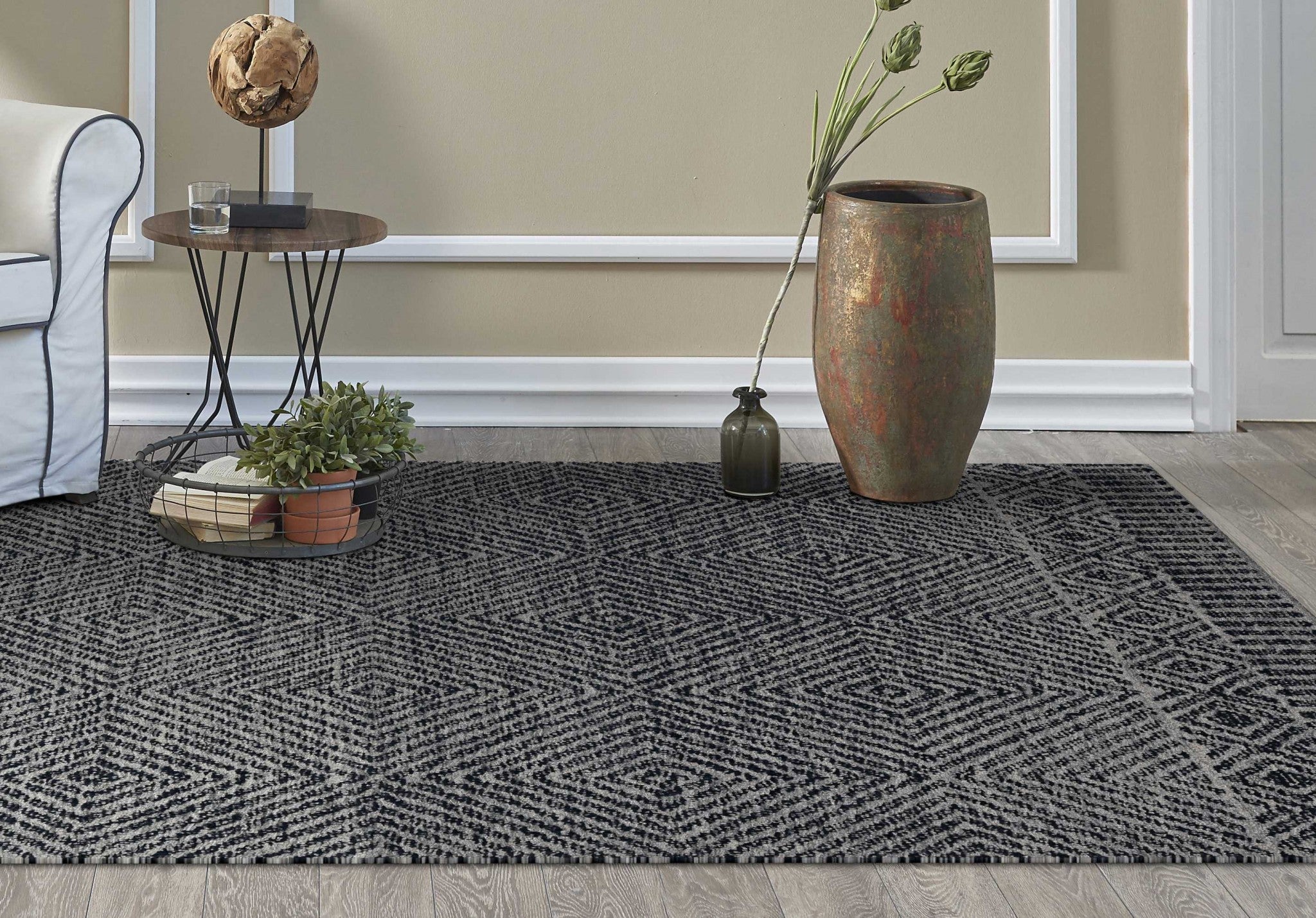 2' x 8' Grey or Black Geometric Diamond Wool Runner Rug