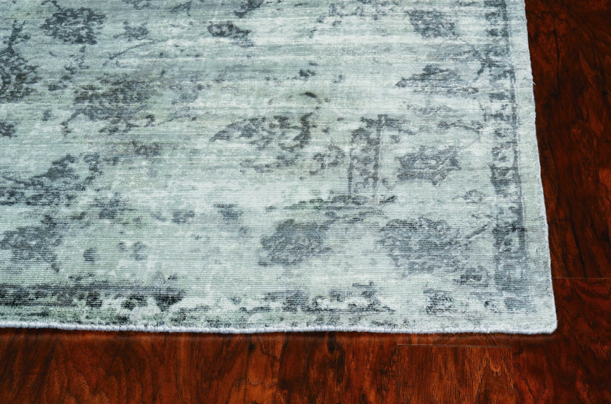 39 X 63 Grey Viscose Rug Default Title