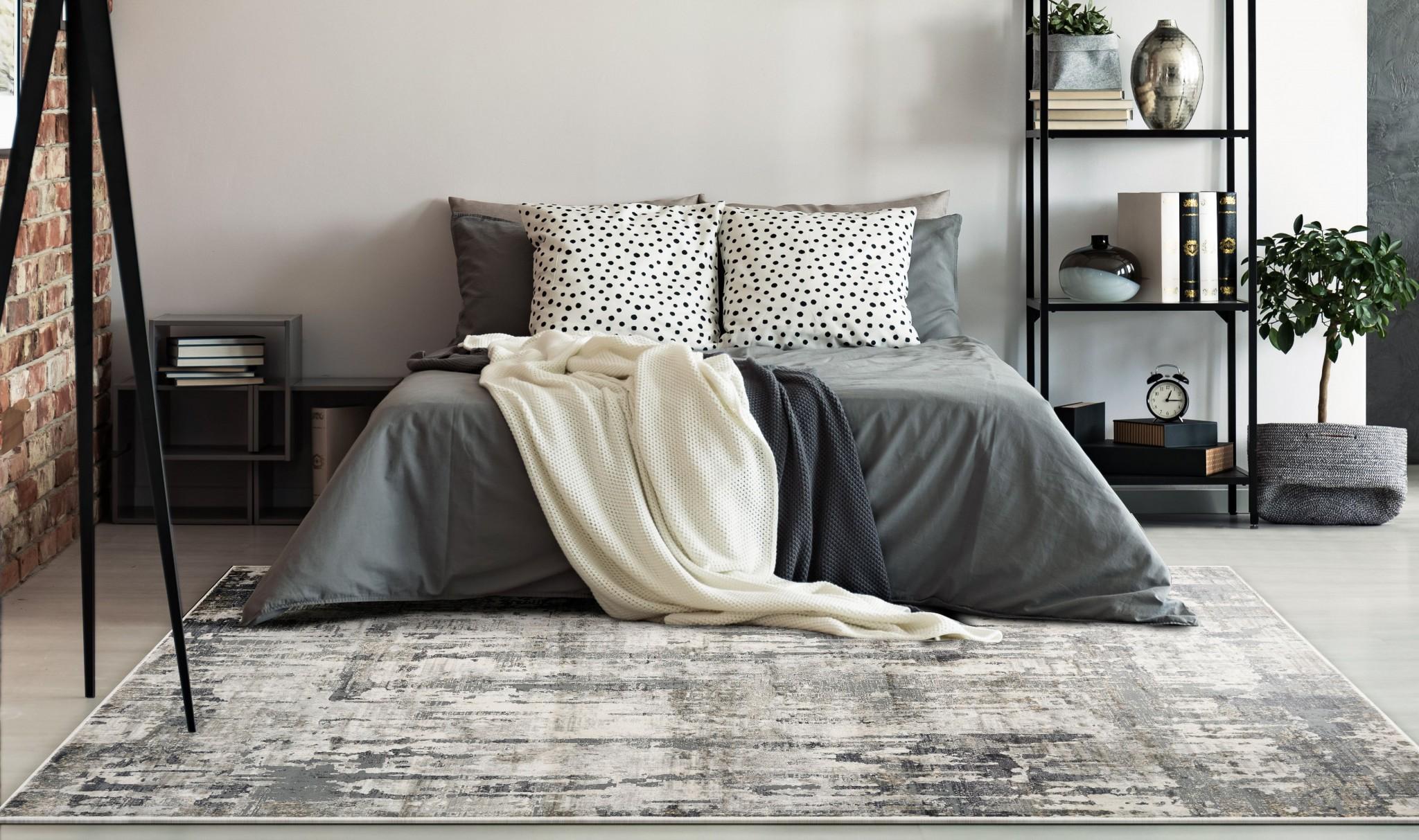 5'x8' Grey Machine Woven Abstract Drip Indoor Area Rug