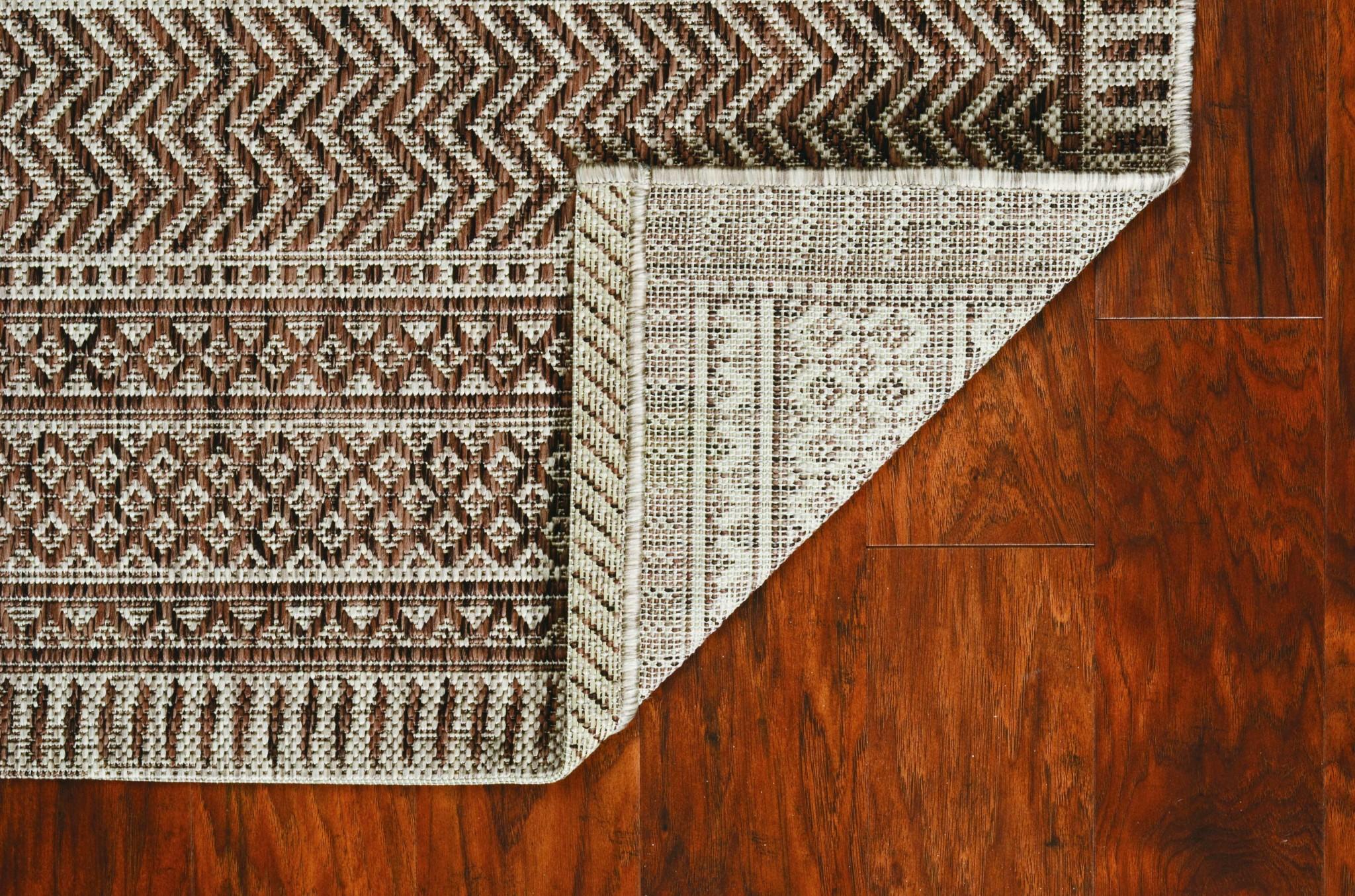 3' x 4' Mocha Polypropylene Area Rug