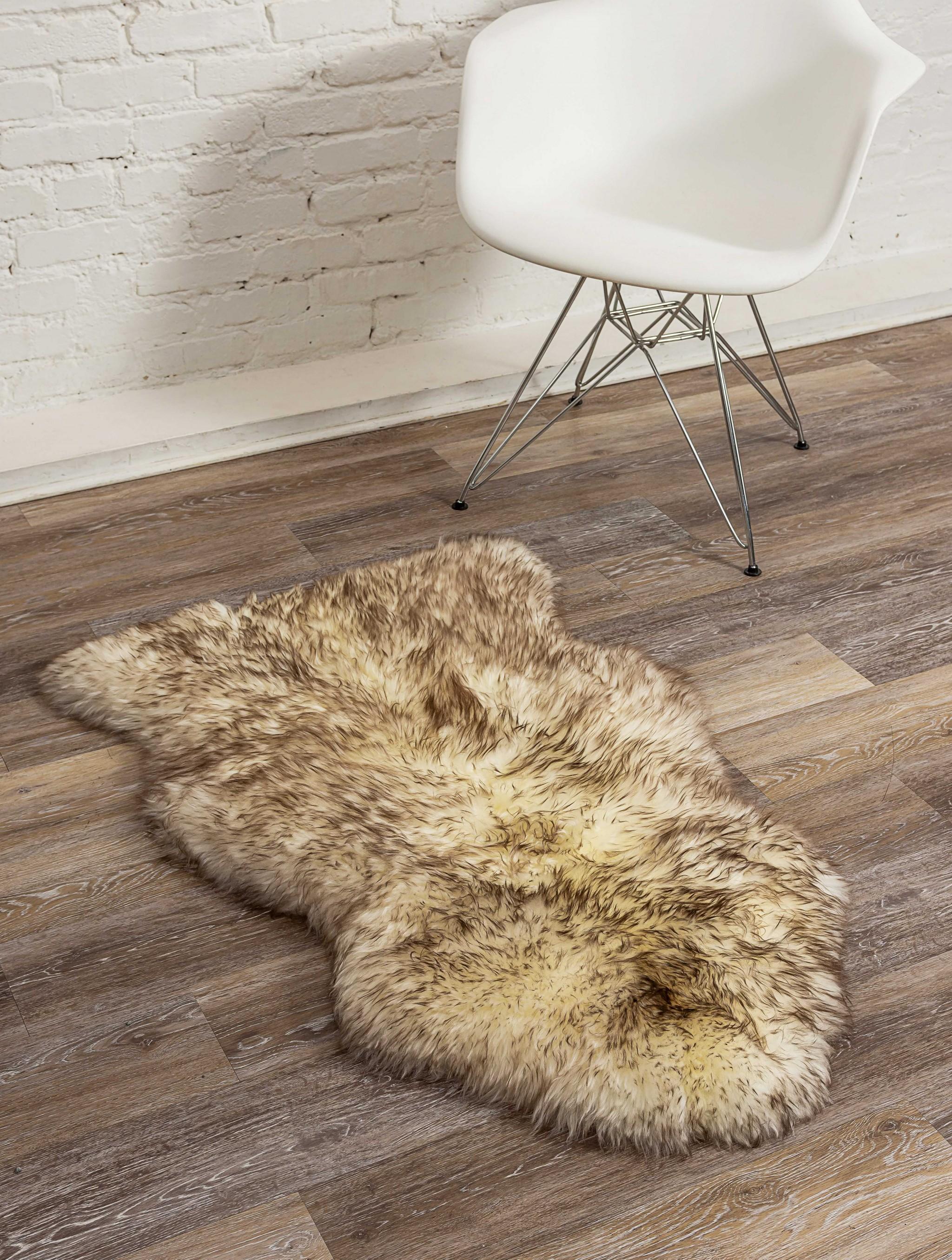 2' x 3' Dark Cream New Zealand Natural Sheepskin Rug