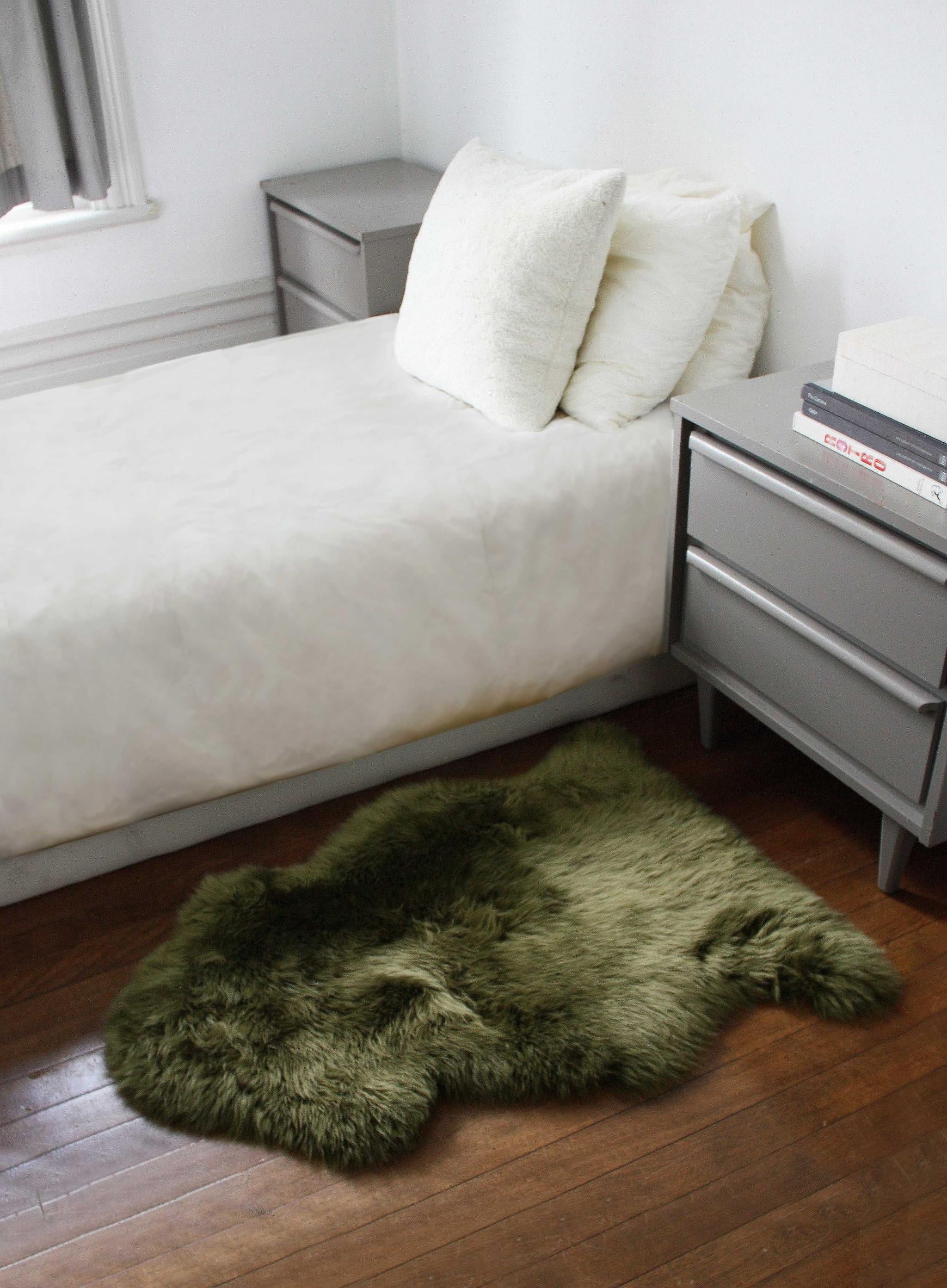 2' x 3' Khaki Green  New Zealand Natural Sheepskin Rug