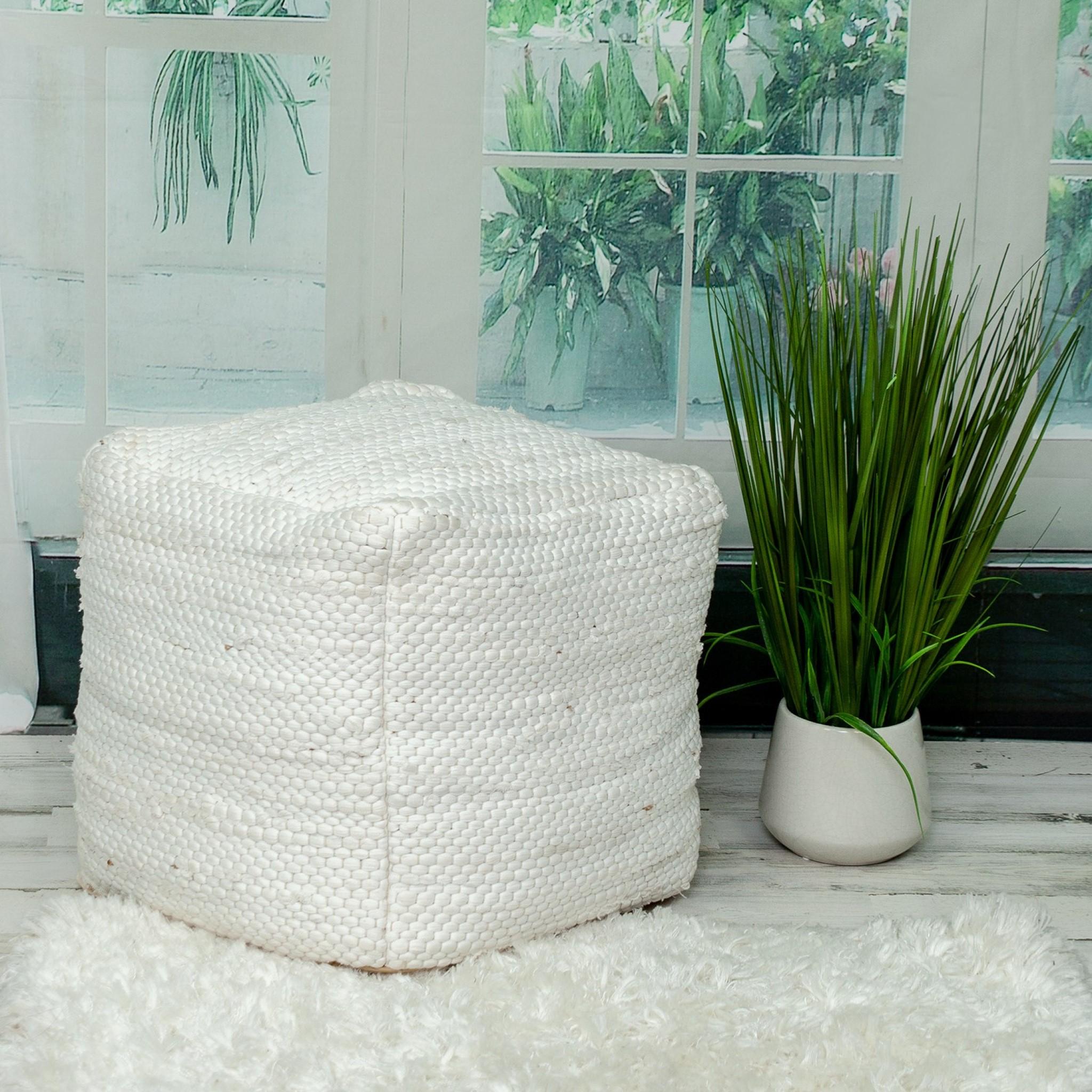 Chic Chunky White Textured Pouf