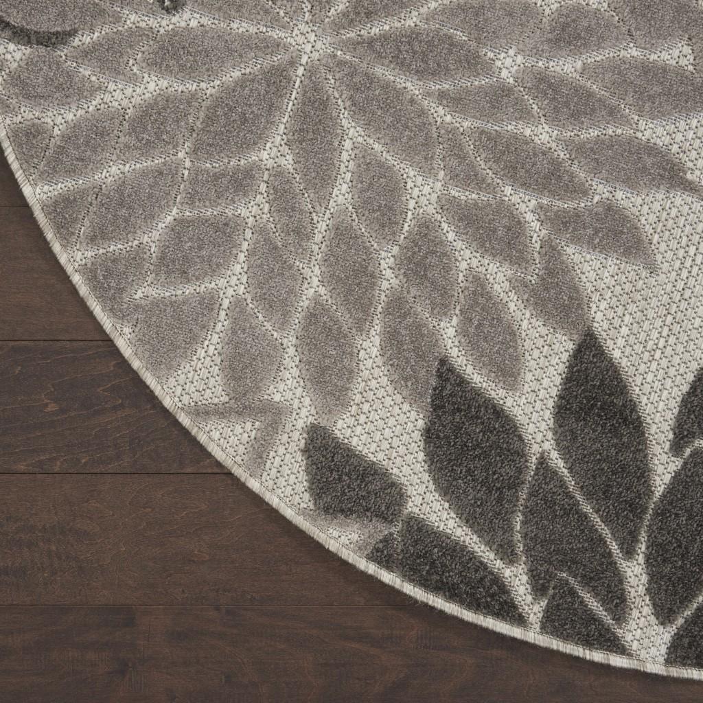 4’ Round Silver and Gray Indoor Outdoor Area Rug