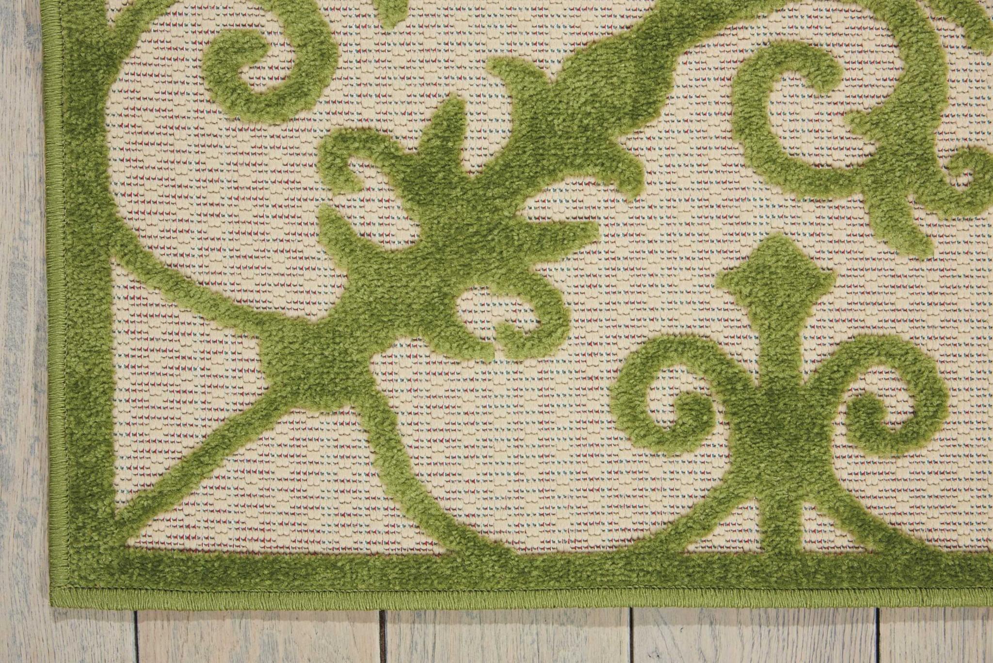 4’ x 6’ Green Medallion Indoor Outdoor Area Rug