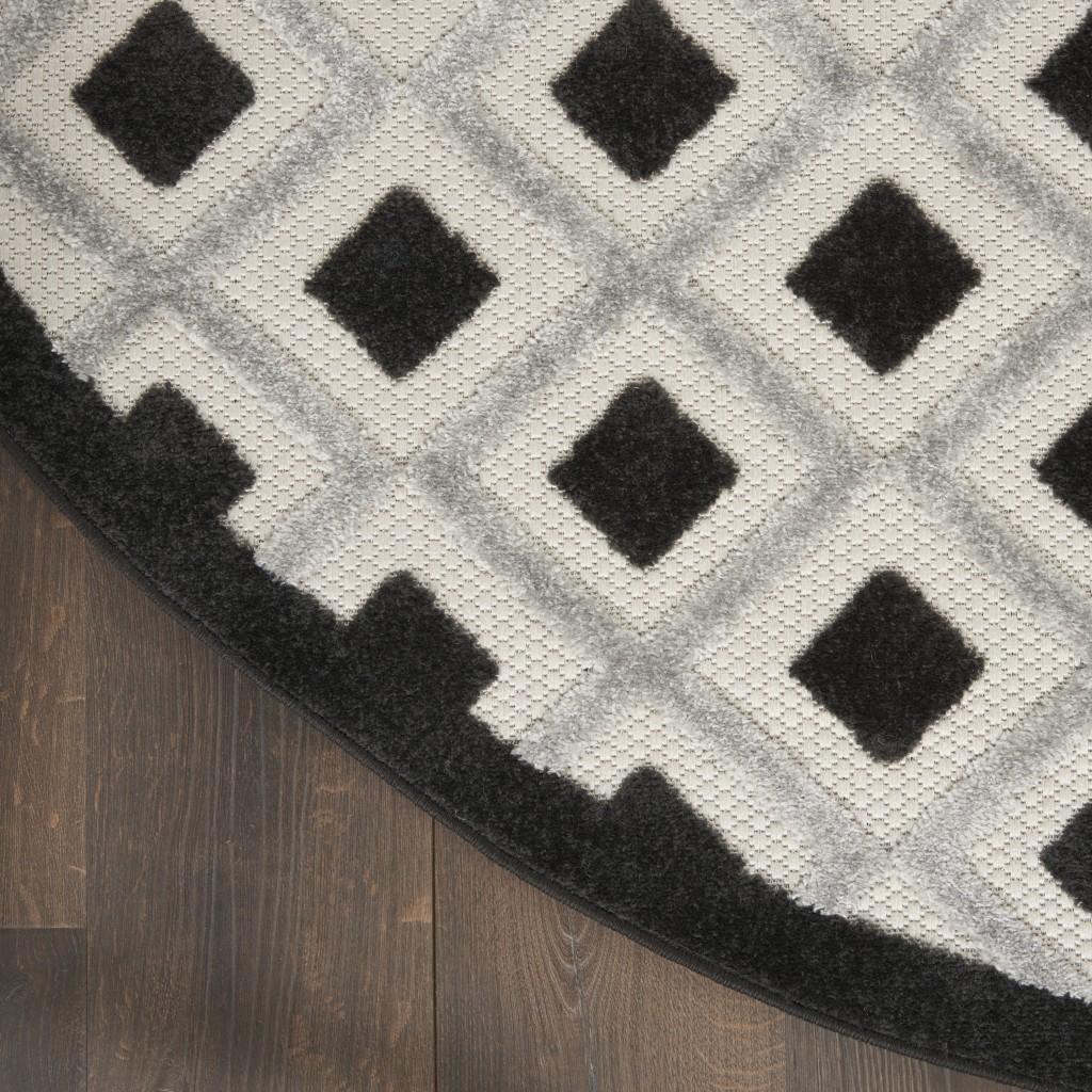 4’ Round Black White Gray Indoor Outdoor Area Rug