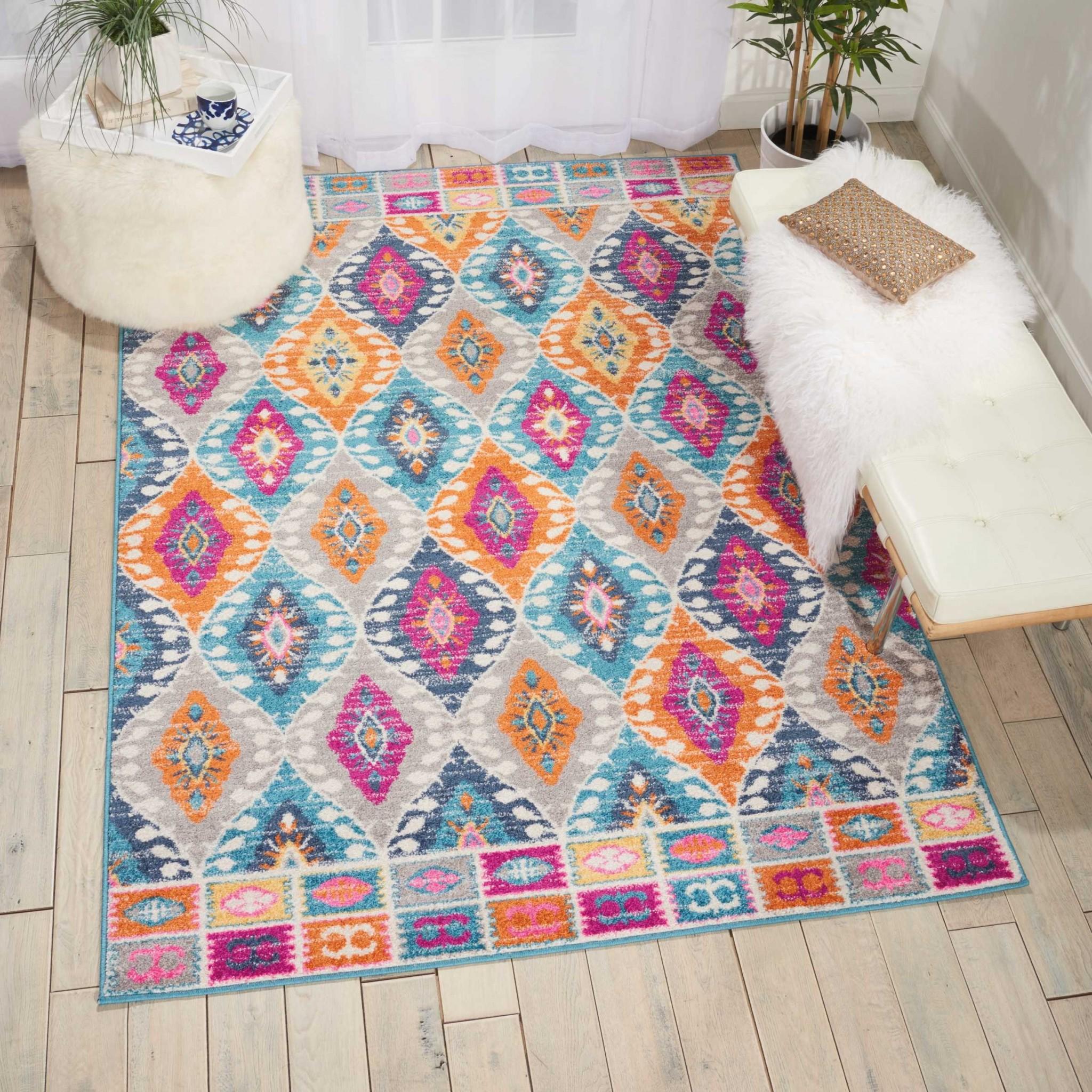 7’ x 10’ Multicolor Ogee Pattern Area Rug