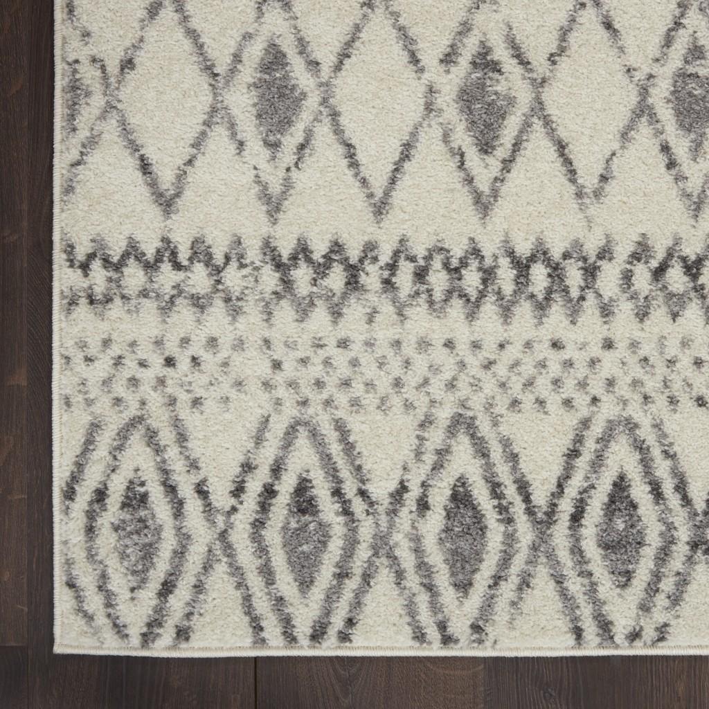 8’ x 10’ Ivory and Gray Berber Pattern Area Rug