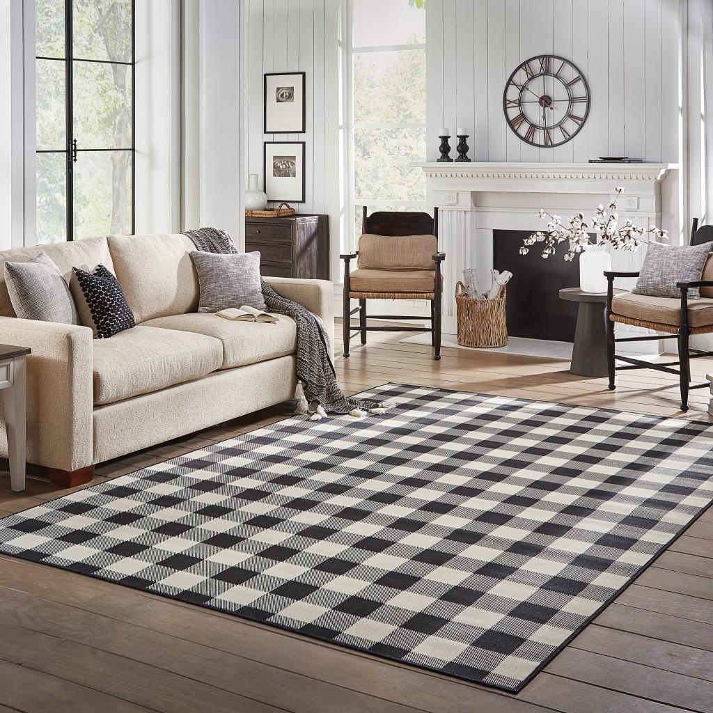 5’x8’ Black and Ivory Gingham Indoor Outdoor Area Rug