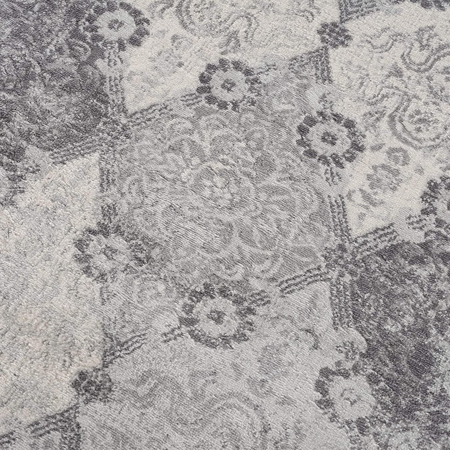 8’ x 11’ Gray Distressed Trellis Pattern Area Rug