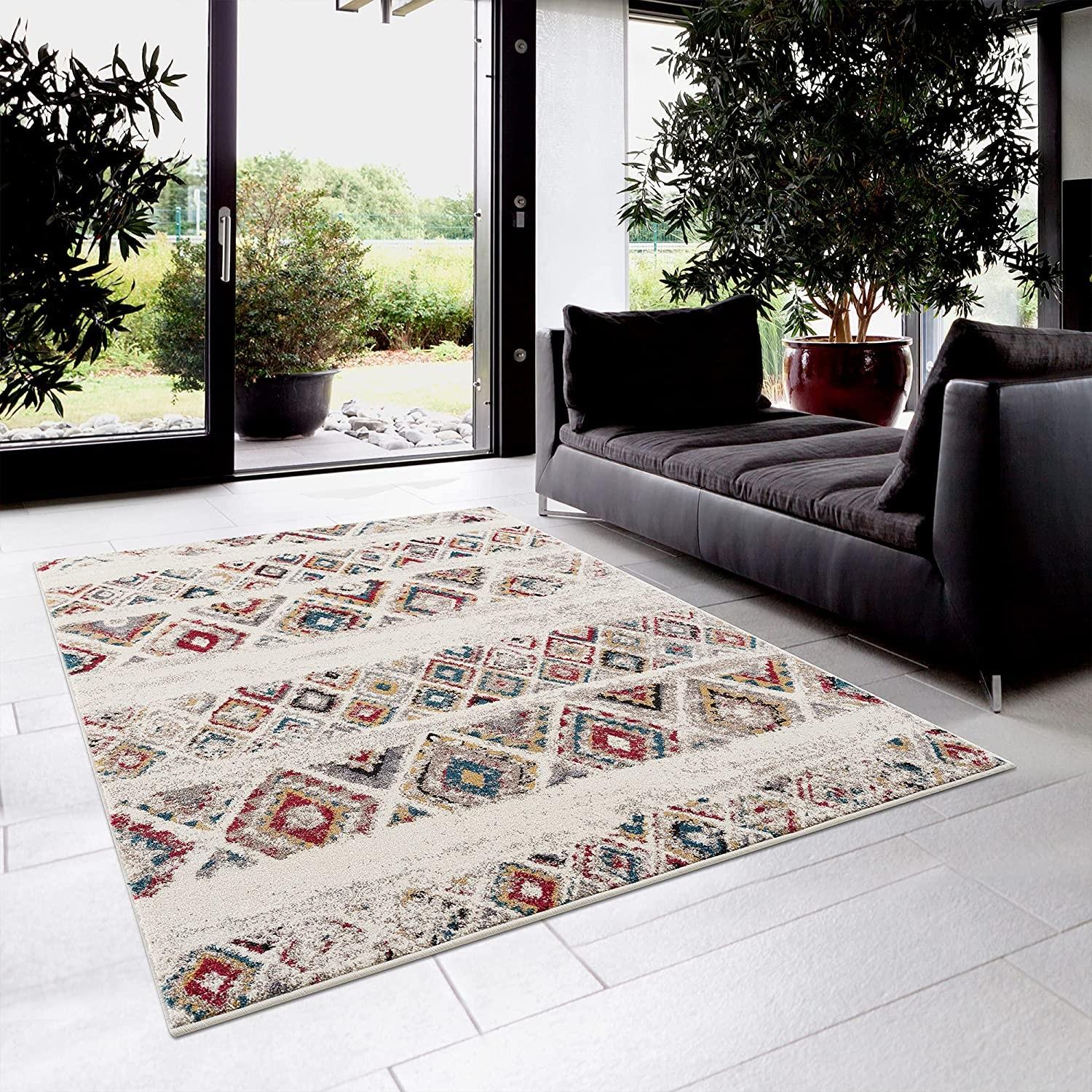 5’ Round Cream Abstract Geo Diamonds Area Rug
