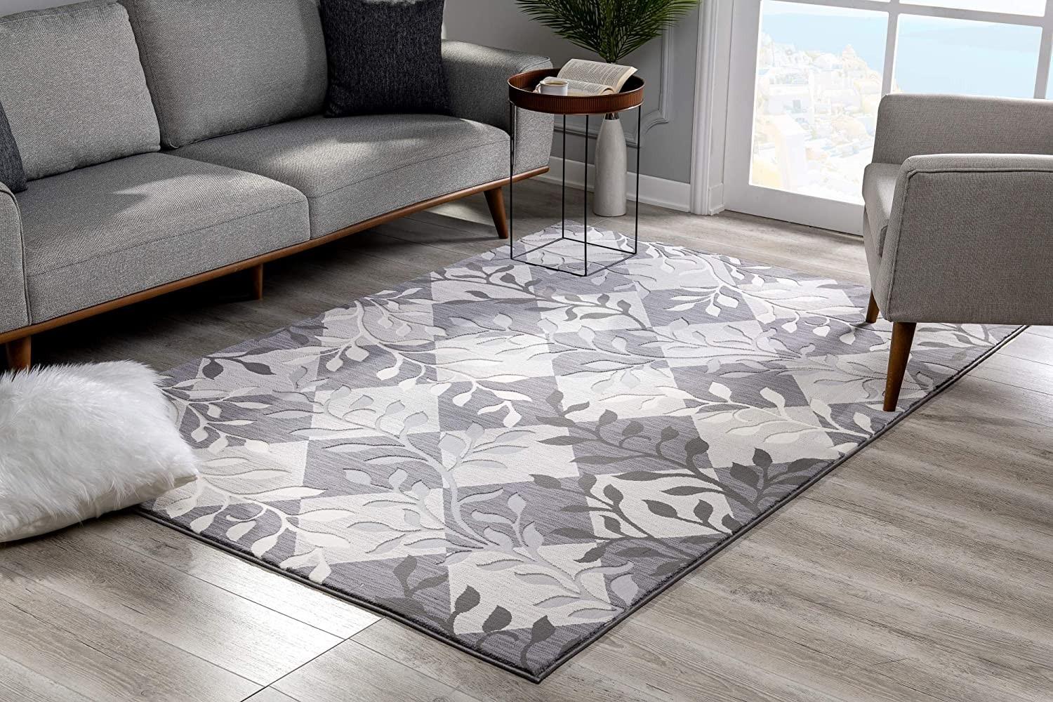 7’ x 10’ Gray Diamond and Vines Area Rug Default Title