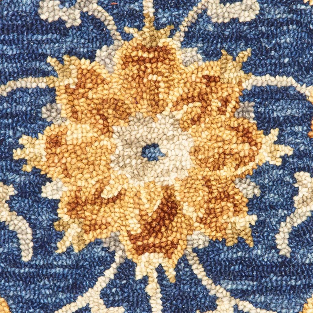 4’ Round Navy and Gold Ornate Lattice Area Rug