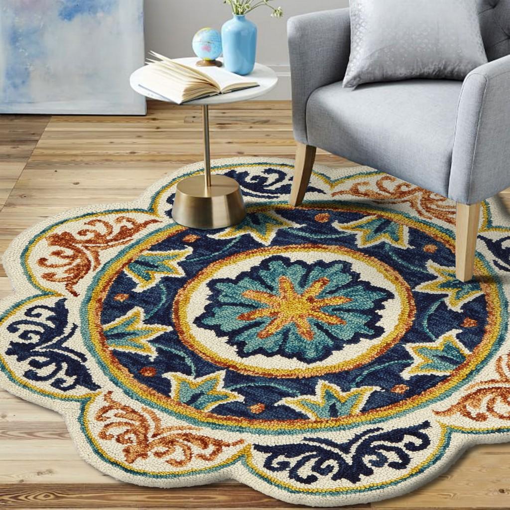 4’ Round Ivory and Navy Decorative Area Rug