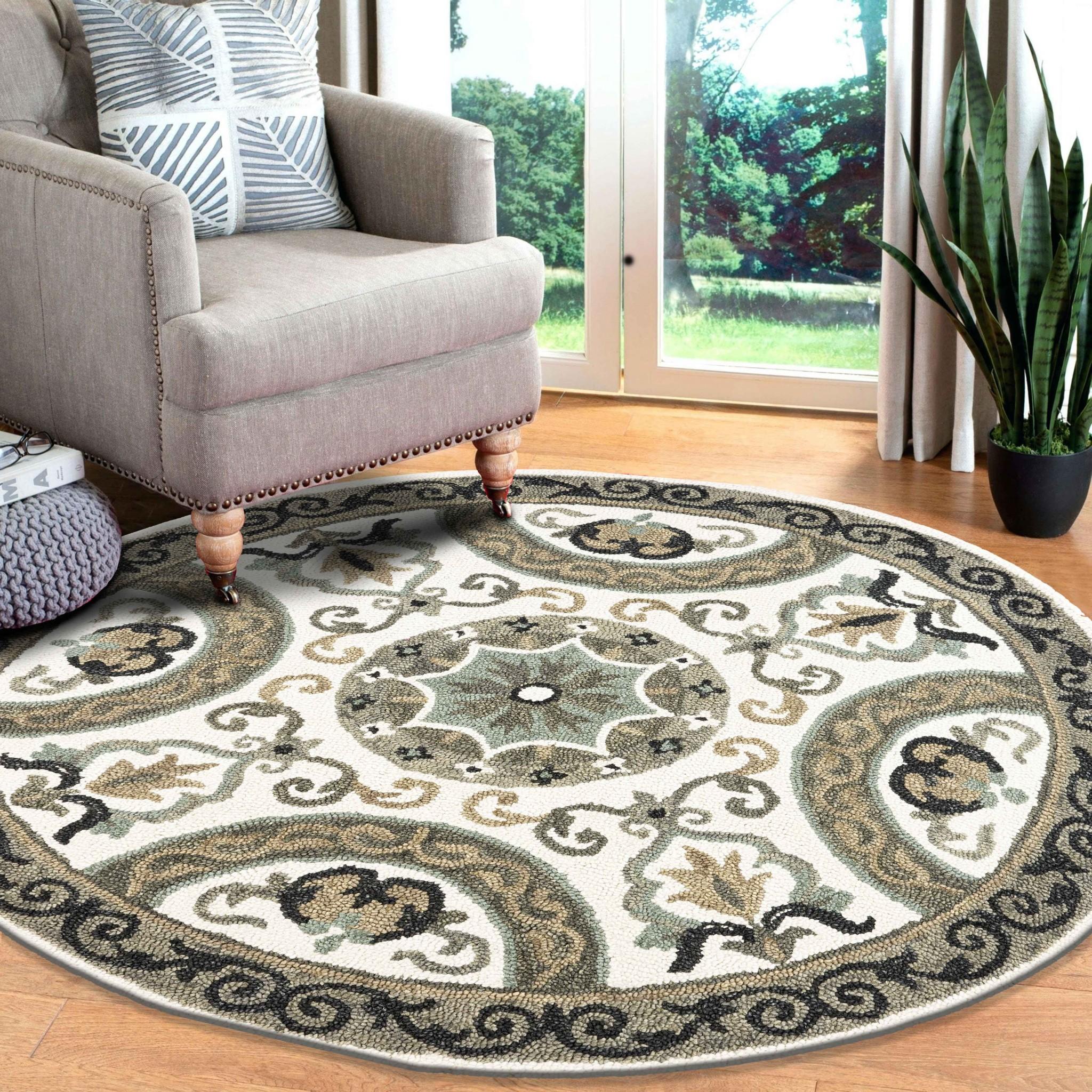 4’ Round Gray Ornate Medallion Area Rug