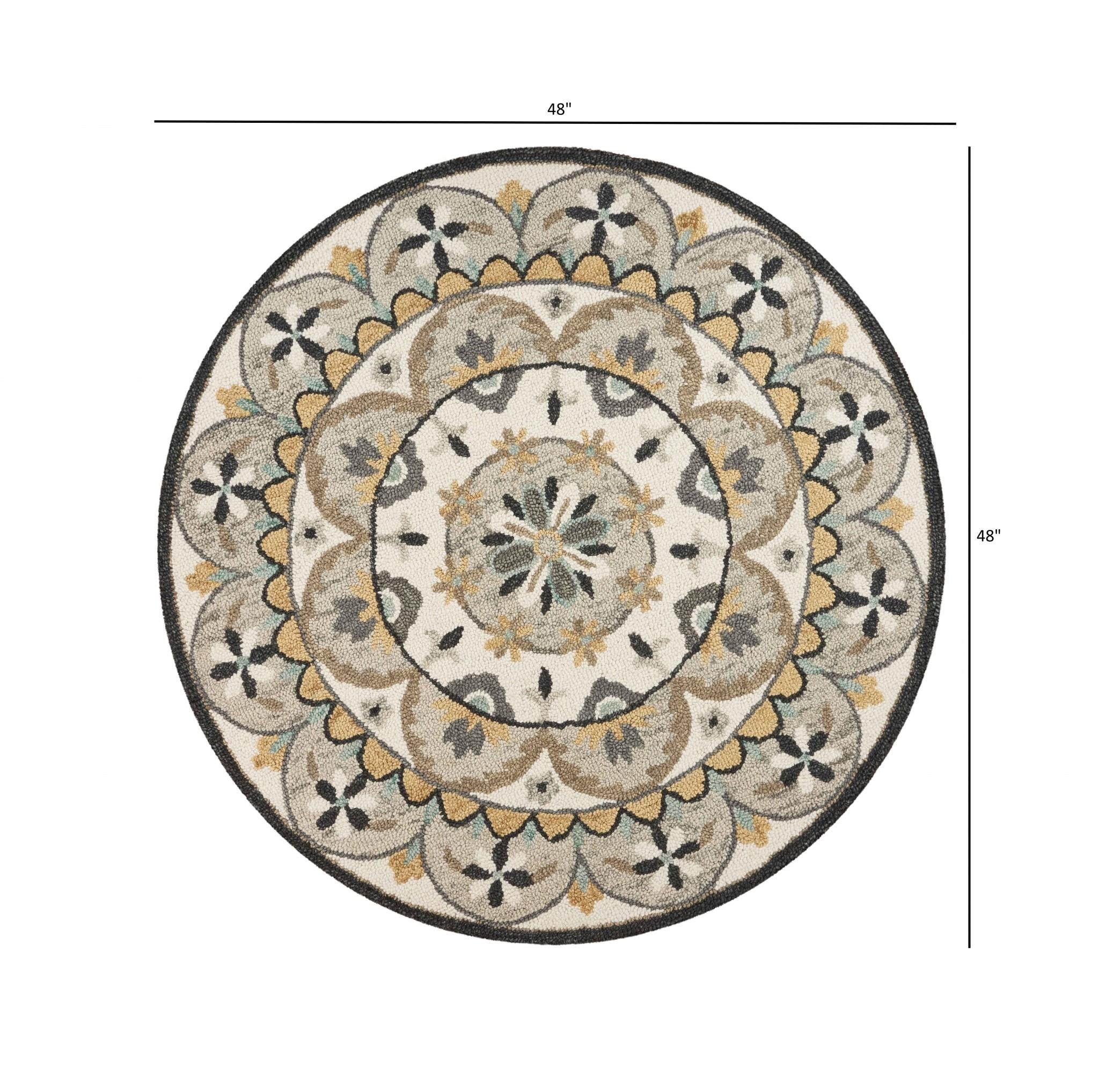 4’ Round Gray and Ivory Floral Bloom Area Rug