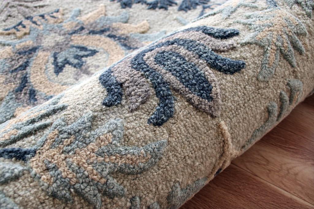 5’ x 7’ Blue Floral Patterns Area Rug