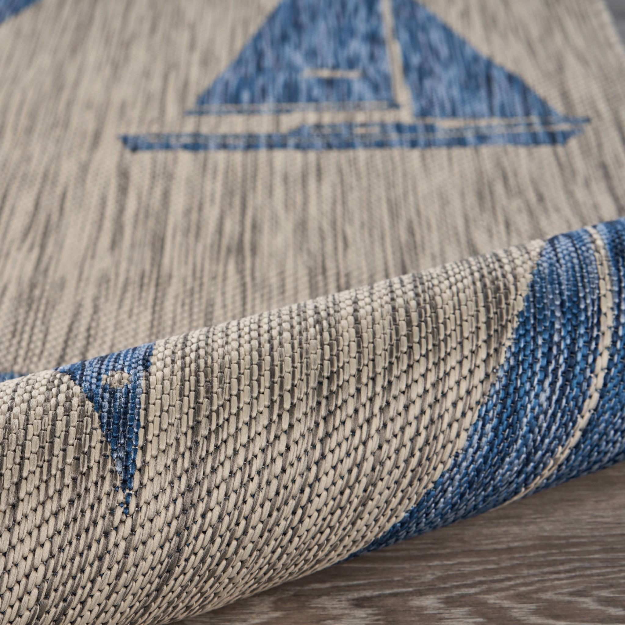 5’ x 7’ Gray Sailboat Indoor Outdoor Area Rug