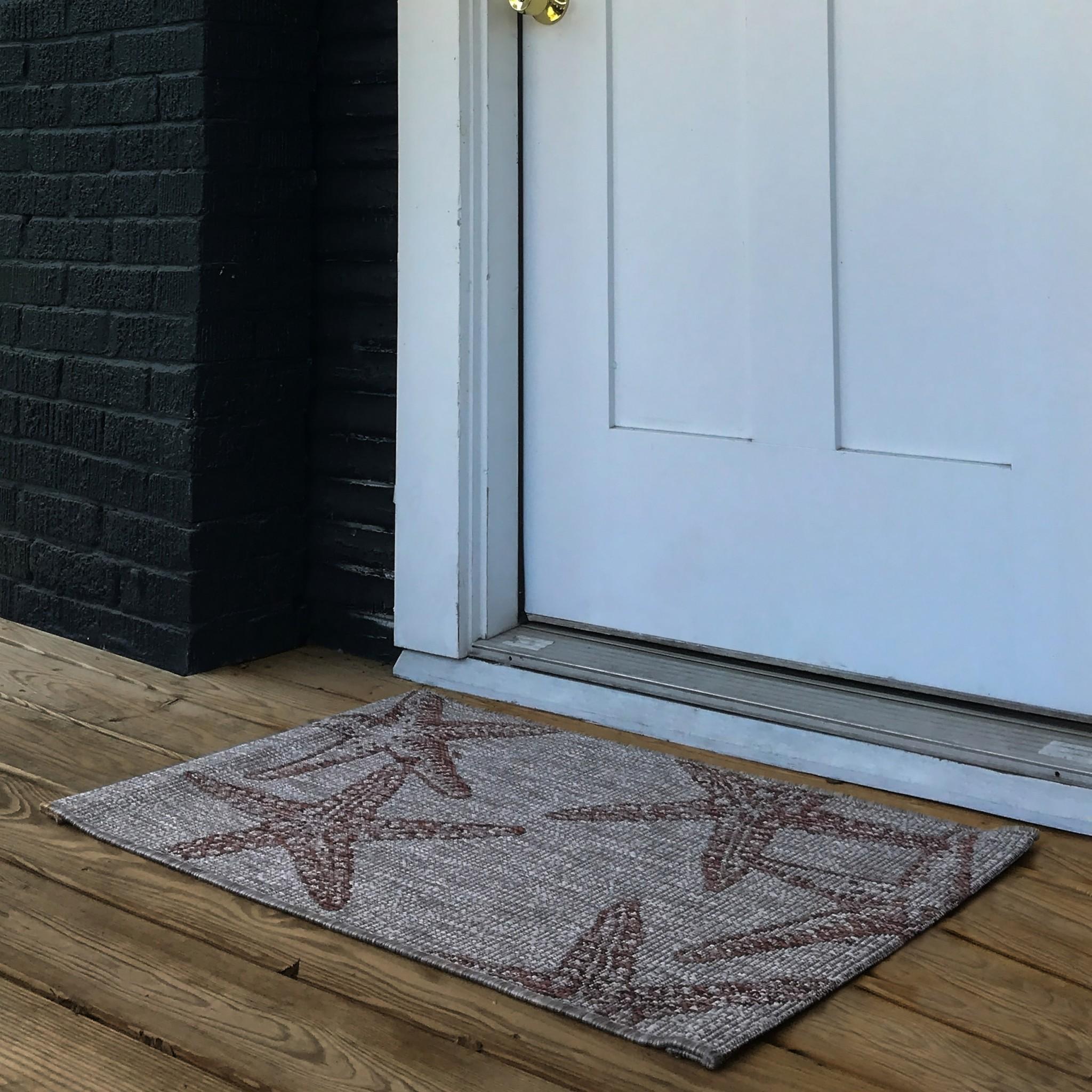 2’ x 3’ Red Starfish Indoor Outdoor Scatter Rug