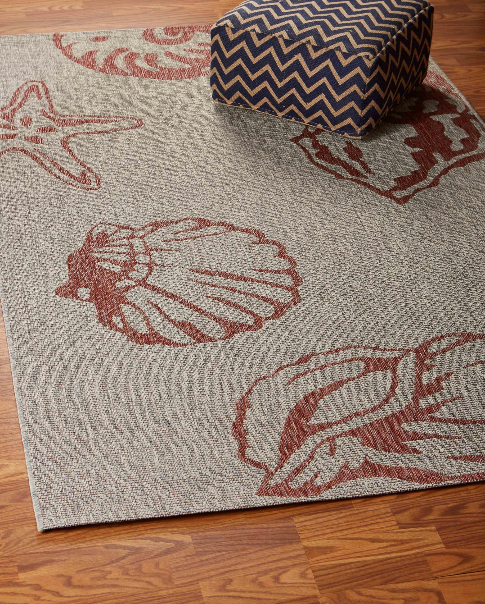 5’ x 7’ Red and Beige Seashell Area Rug