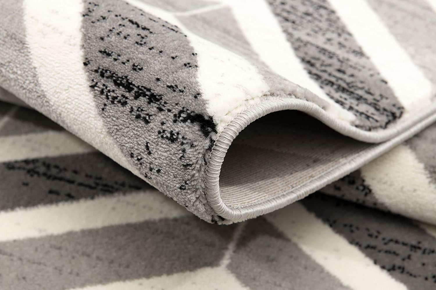 2’ x 15’ Gray Distressed Chevron Runner Rug