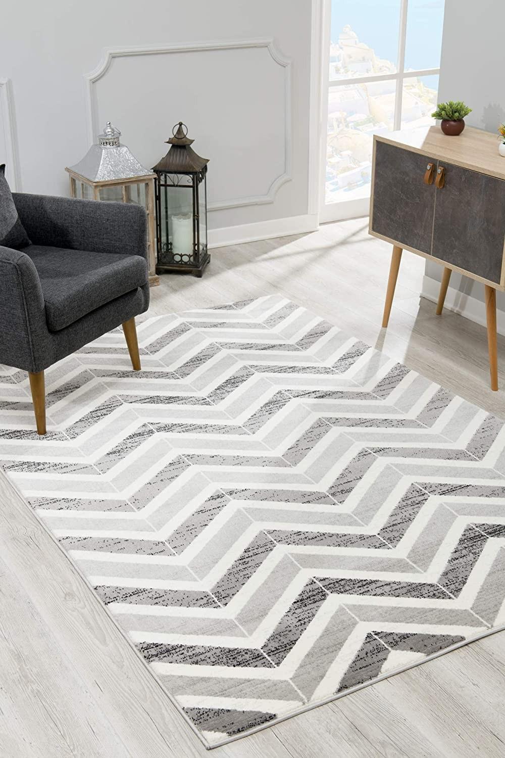 3’ x 15’ Gray Distressed Chevron Runner Rug