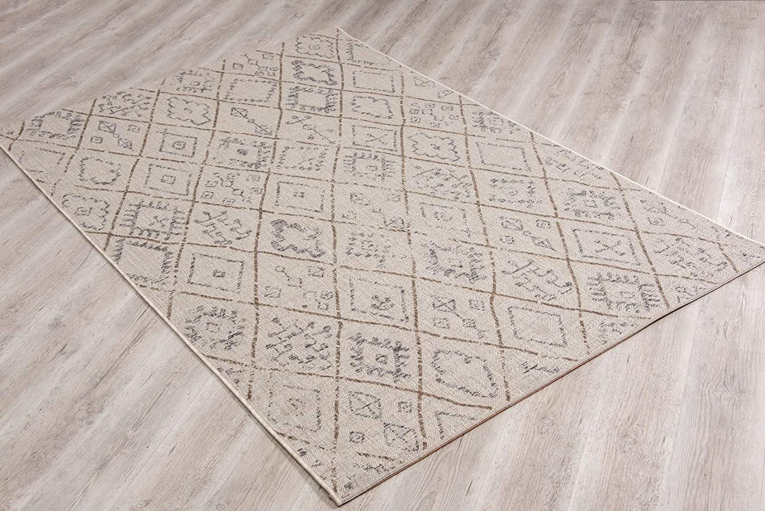 8’ x 10’ Ivory Boho Chic Berber Area Rug