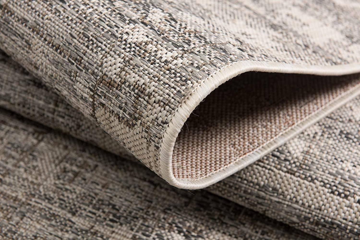 8’ x 10’ Ivory and Gray Modern Weathered Area Rug