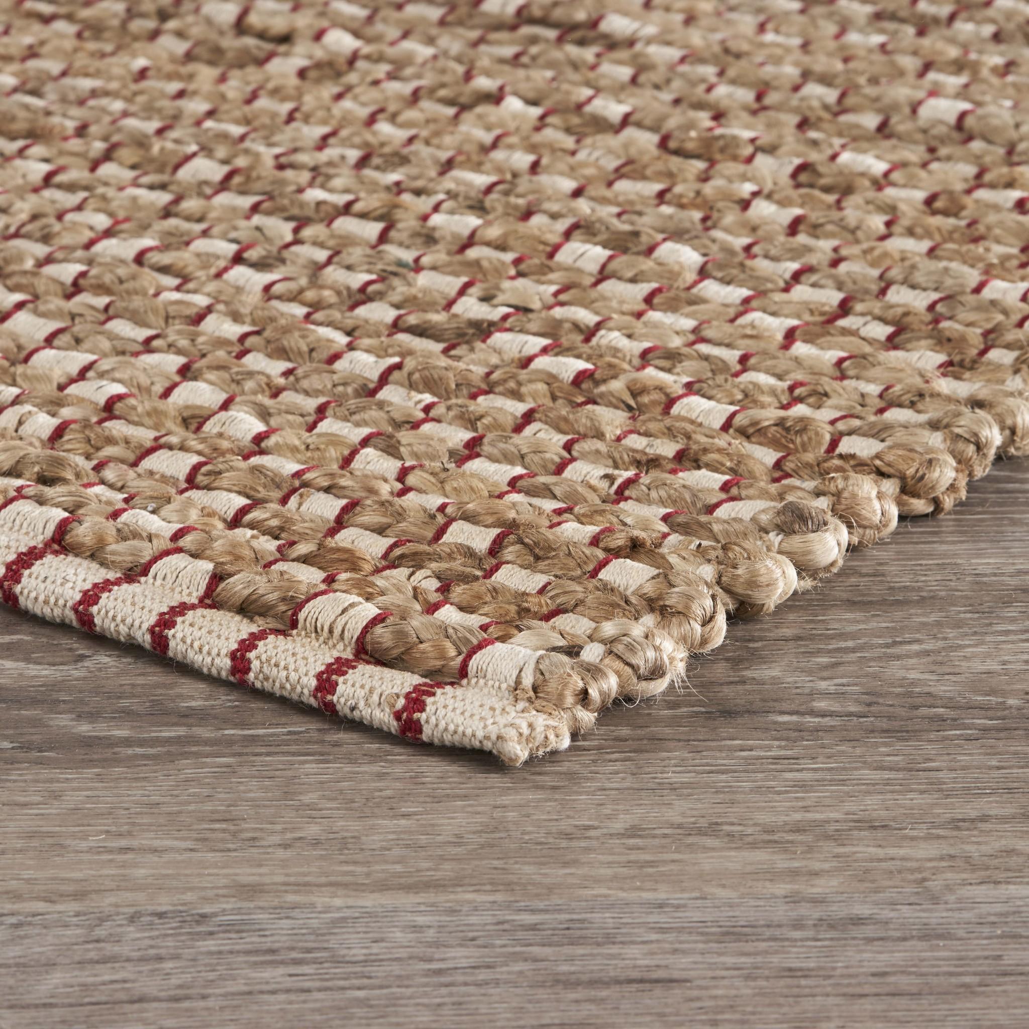 2’ x 3’ Tan and Burgundy Checkered Scatter Rug