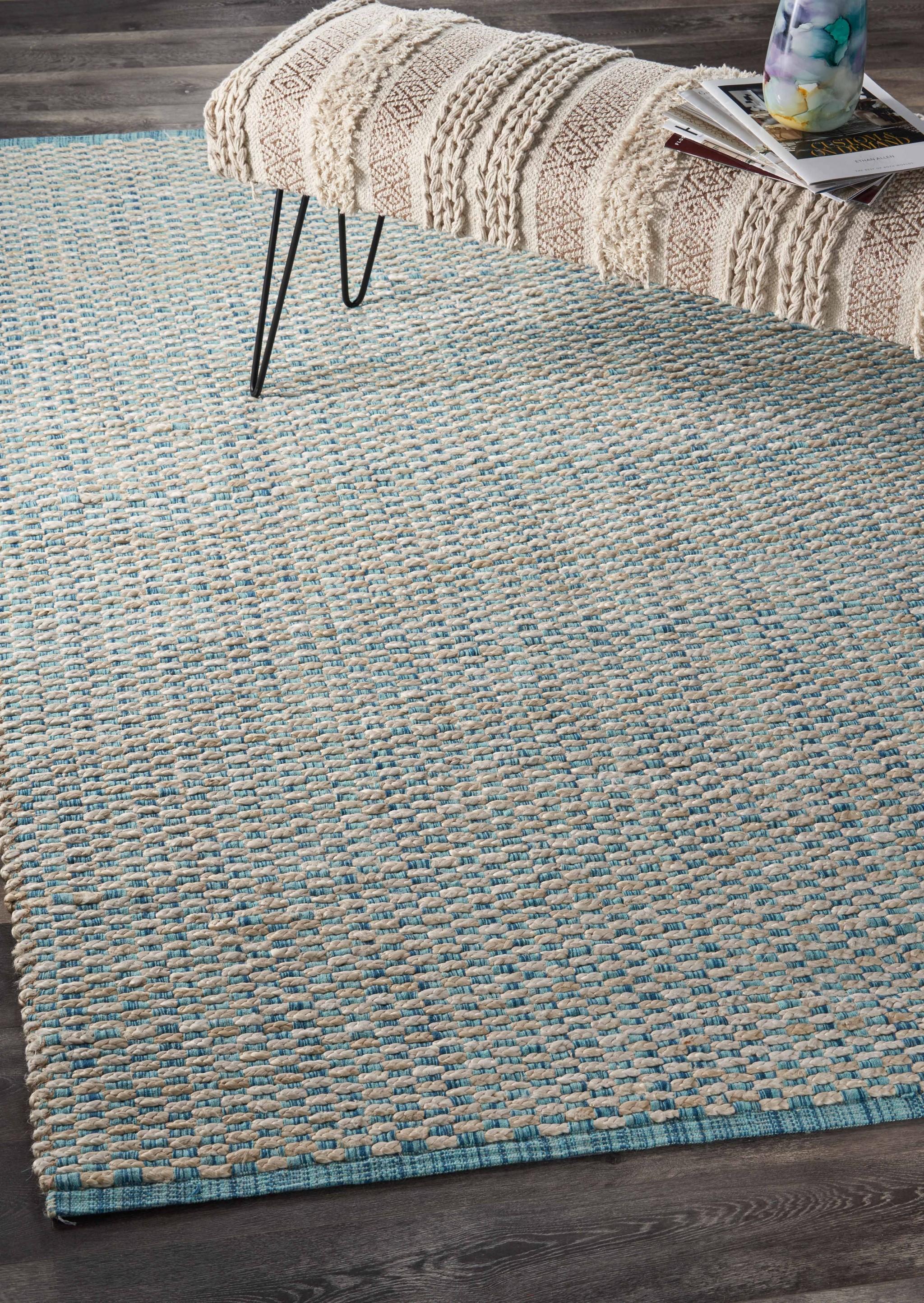 5’ x 8’ Blue and Beige Toned Area Rug