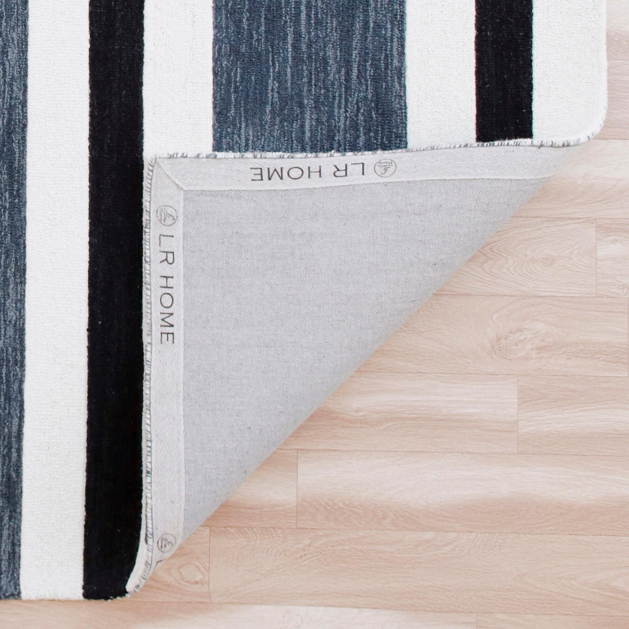 5’ x 7’ Black and Gray Bold Striped Area Rug