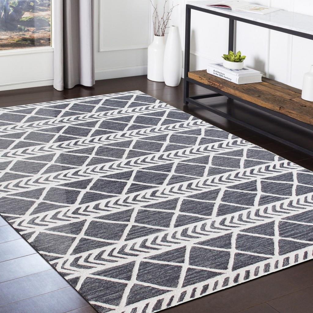 5’ x 7’ Gray and White Geometric Stripes Area Rug Default Title