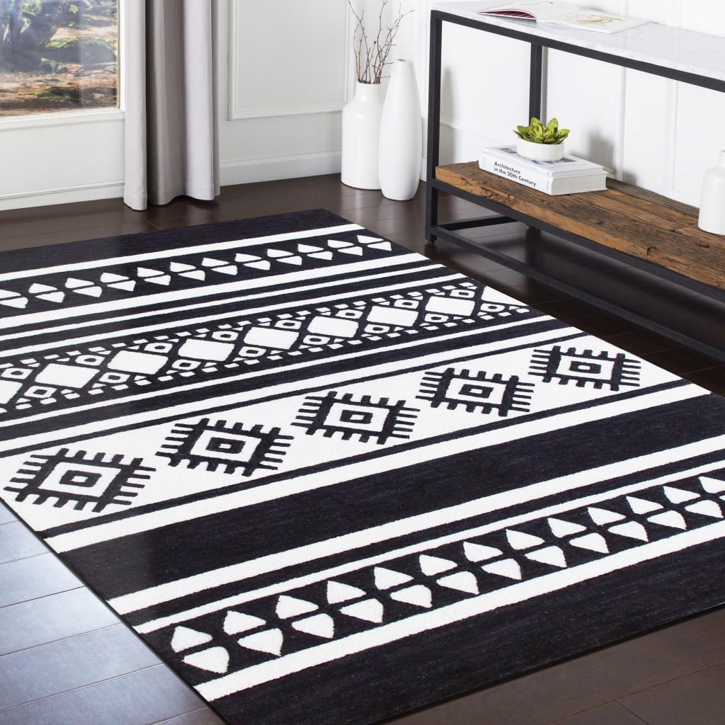 Bold Geometric Southwestern Tufted Wool Area Rug