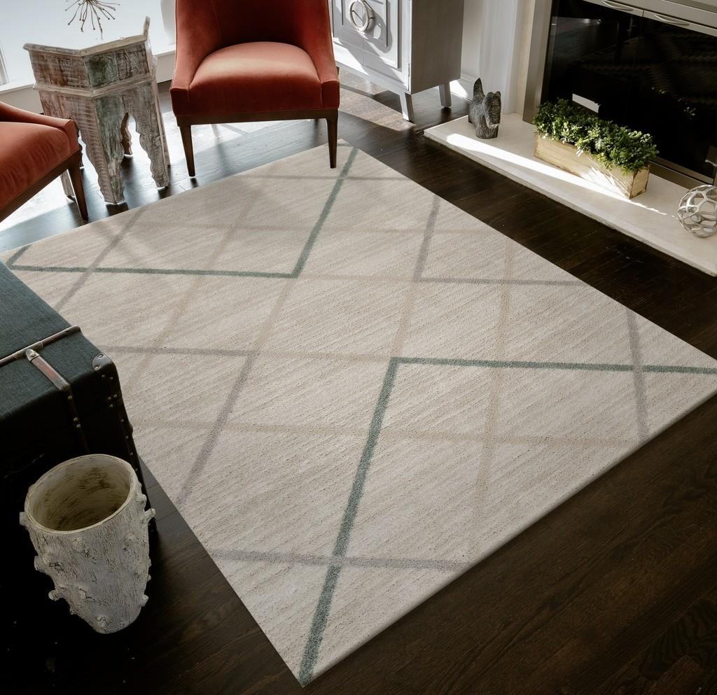 8’ x 9’ Beige Geometric Diamonds Area Rug