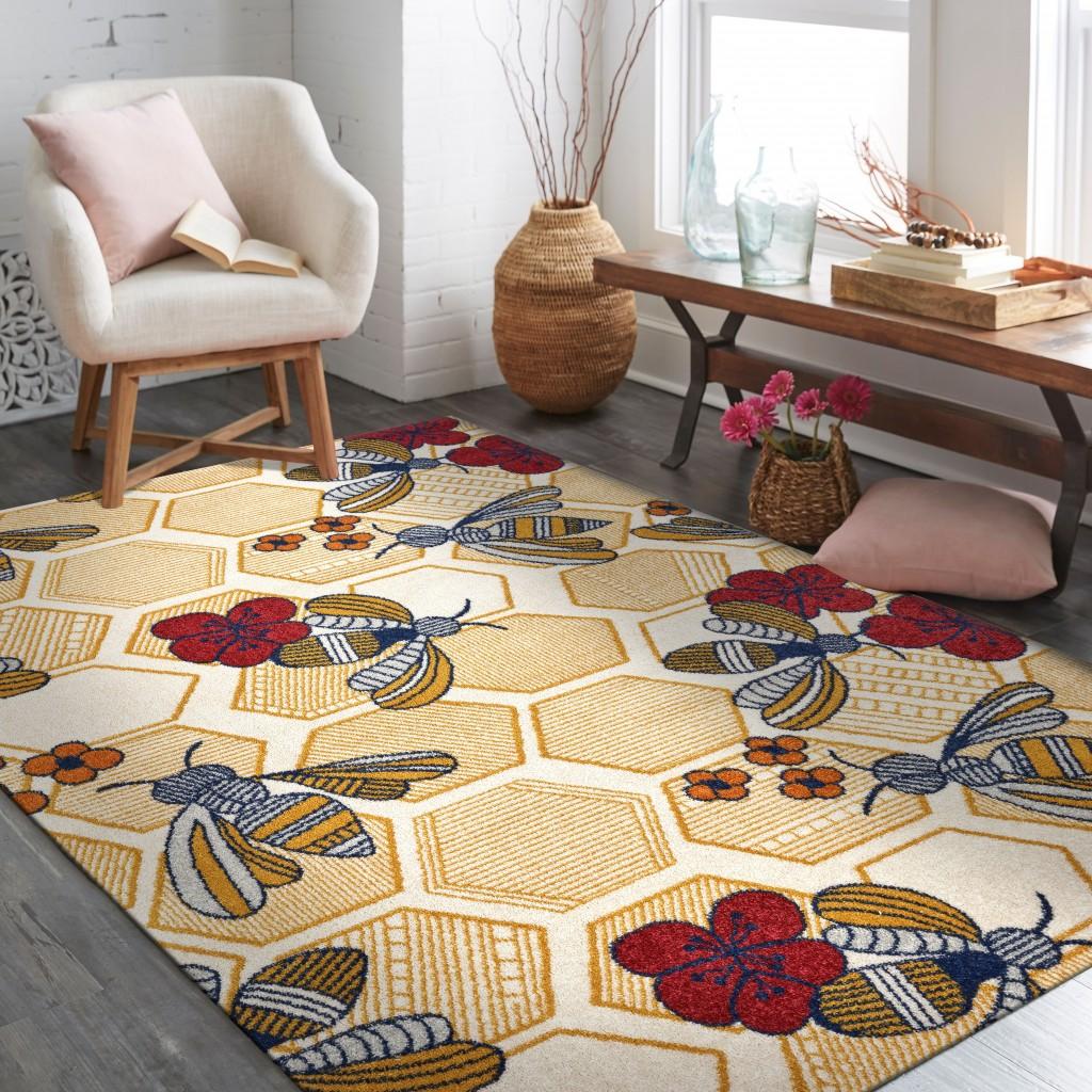 5’ x 7’ Gold and Ivory Bustling Bee Area Rug