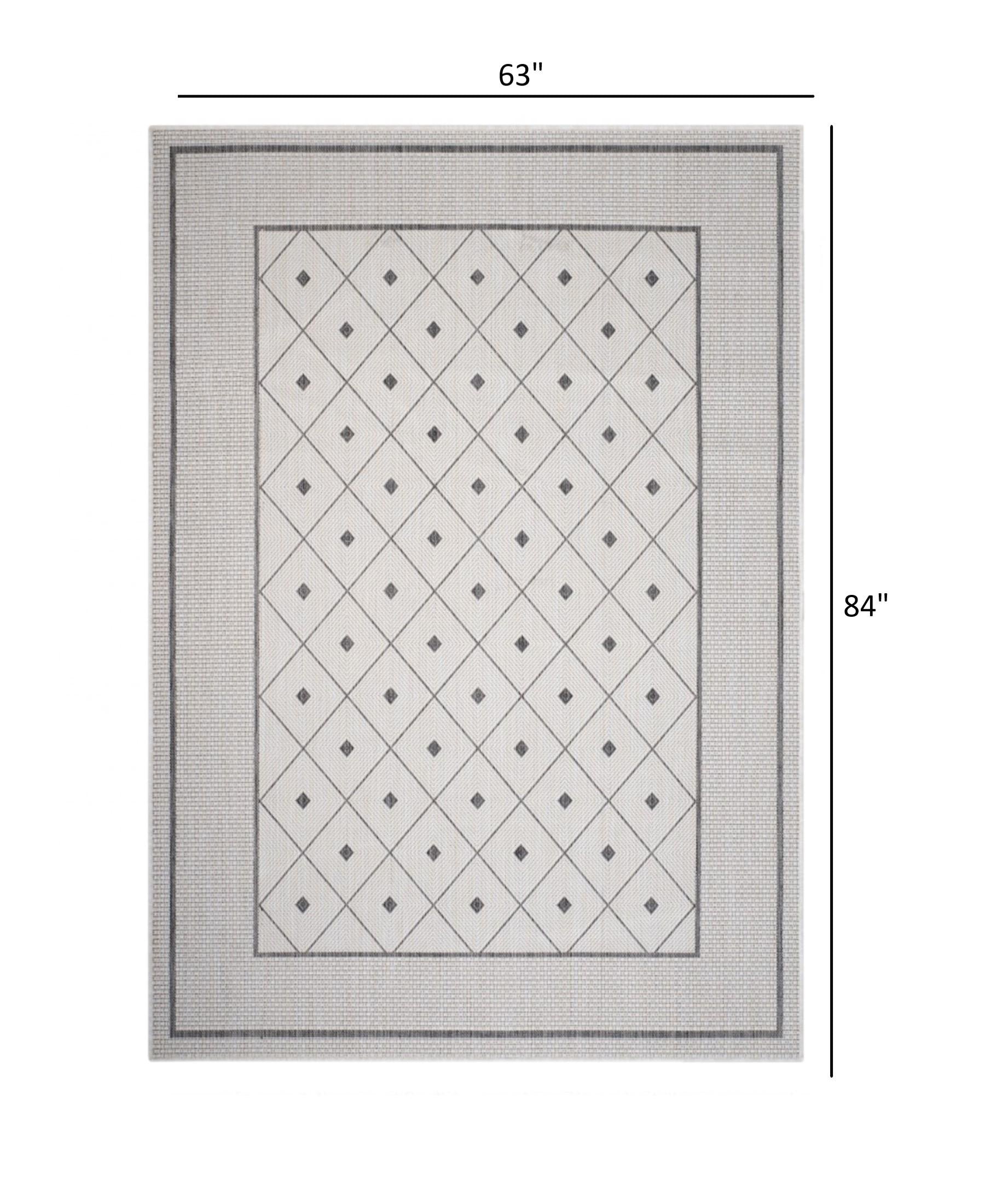 5’ x 7’ Gray Diamonds Indoor Outdoor Area Rug