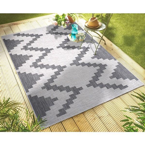 5’ x 7’ Gray Geometric Indoor Outdoor Area Rug