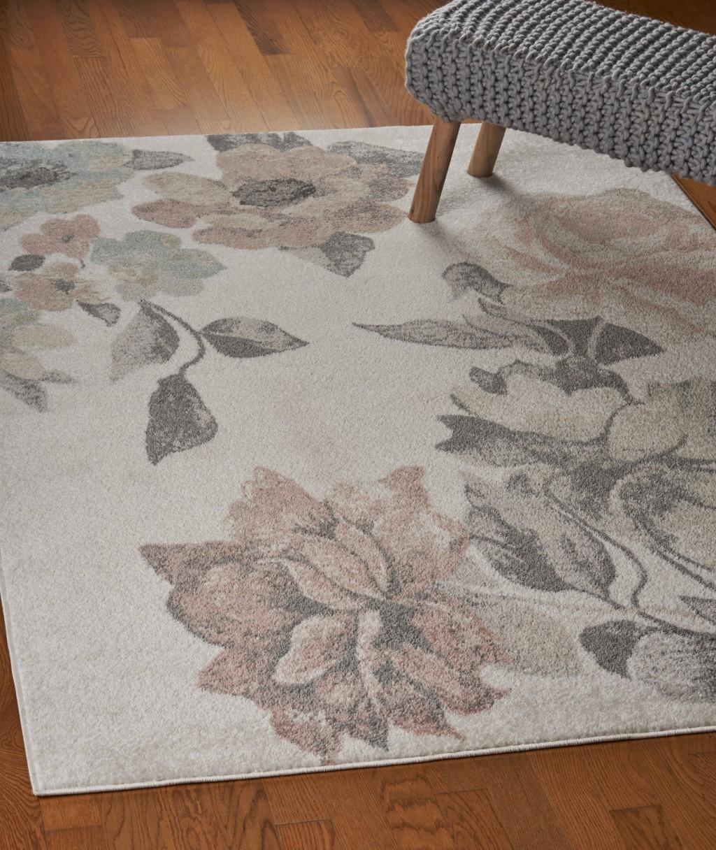 8’ x 10’ Ivory Blooming Rose Area Rug