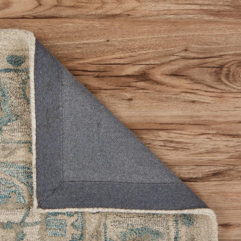 8’ x 10’ Turquoise and Cream Medallion Area Rug