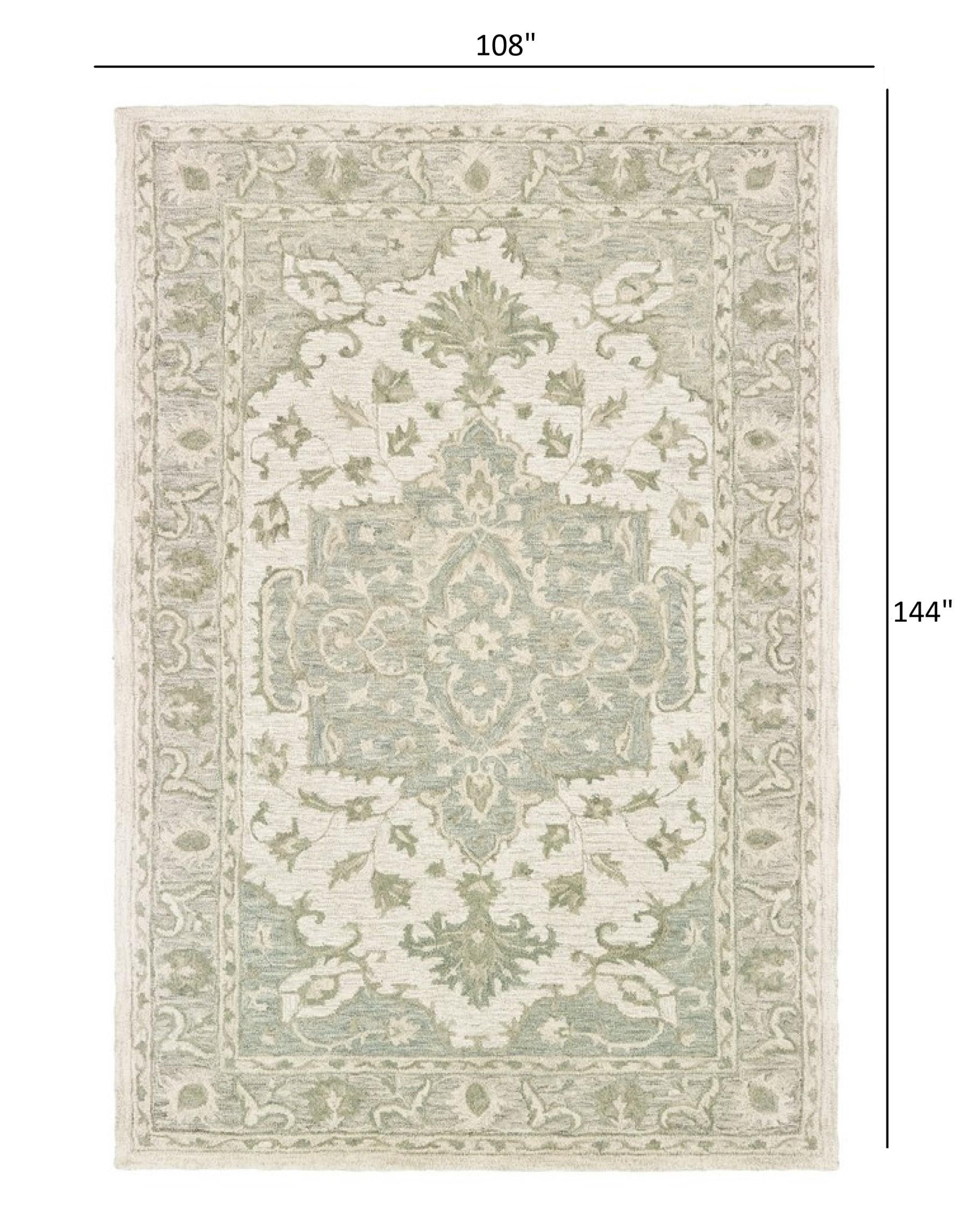 9’ x 12’ Green and Cream Medallion Area Rug