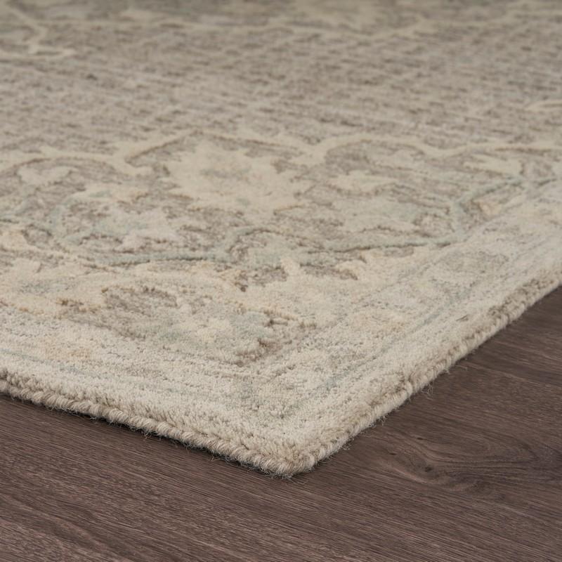 9’ x 12’ Beige Distressed Floral Area Rug