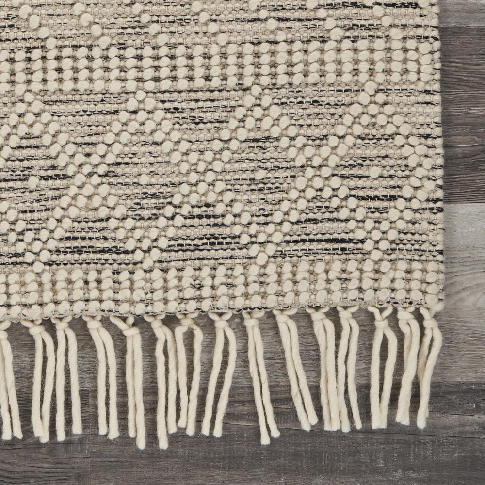 5’ x 7’ Ivory Bohemian Diamonds Area Rug