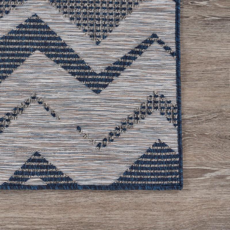 8’ x 10’ Navy Zig Zag Indoor Outdoor Area Rug