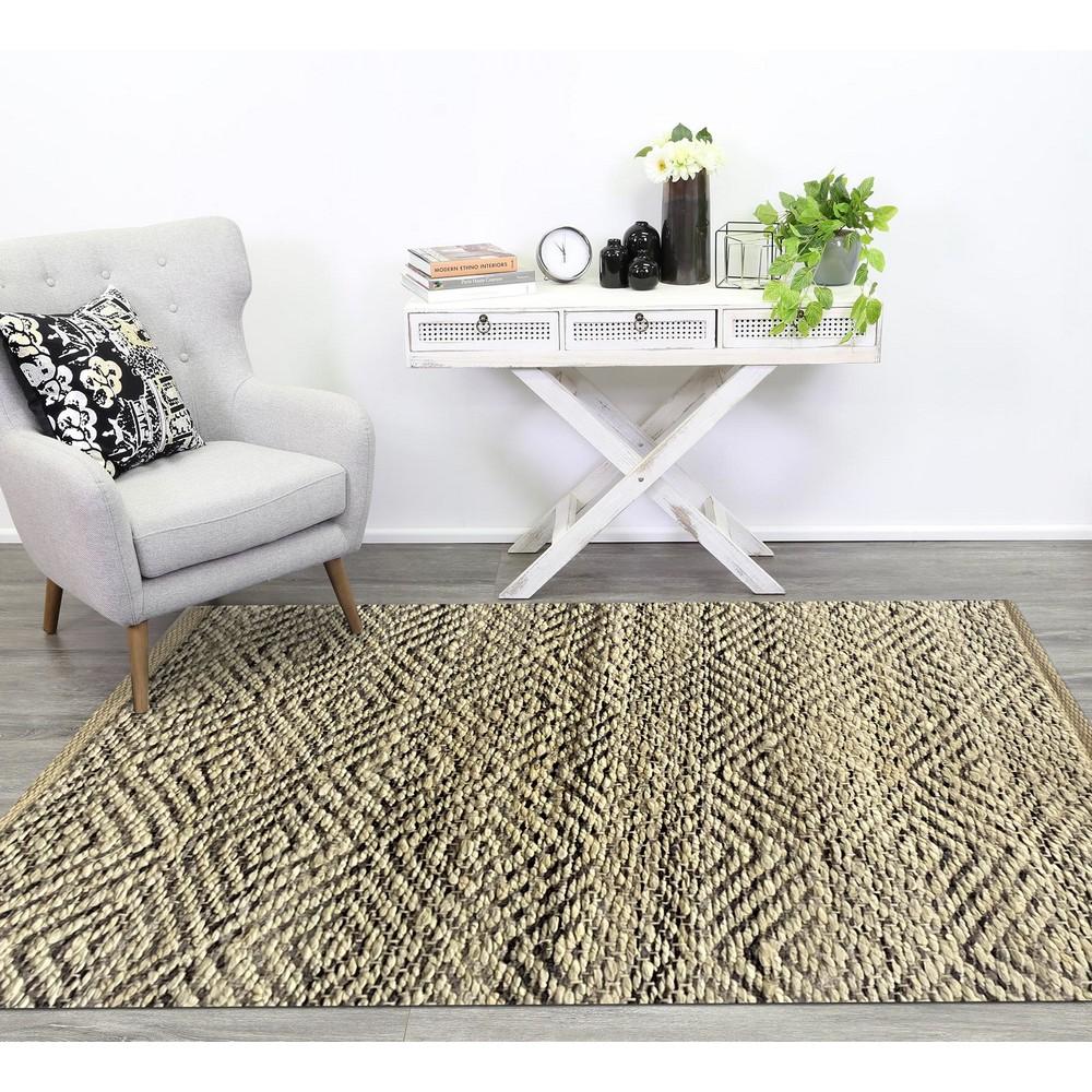 2’ x 5’ Gray and White Diamonds Area Rug