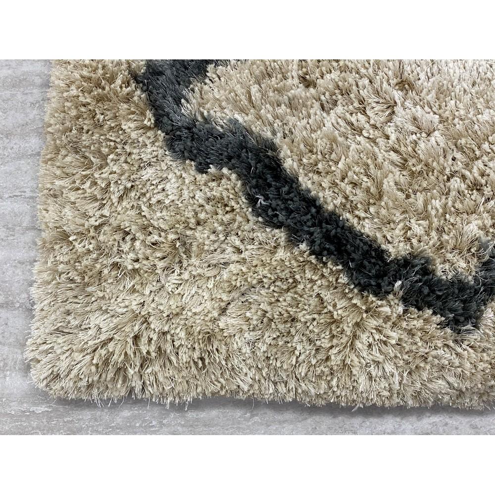 5’ x 7’ Cream and Black Lattice Area Rug Default Title